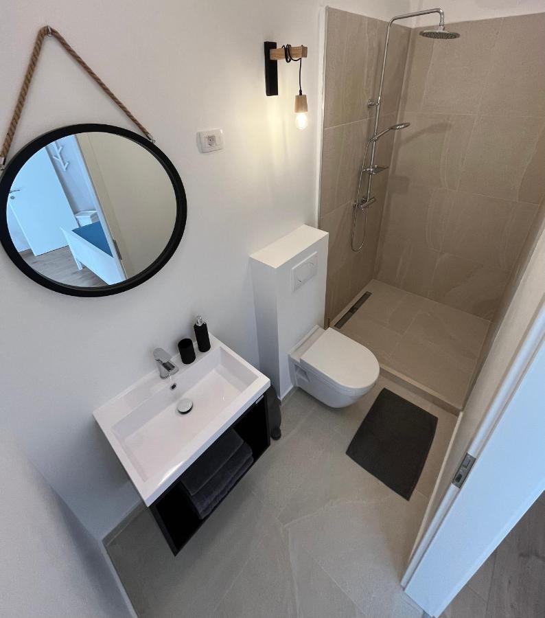 Apartment Check In Пула Екстериор снимка
