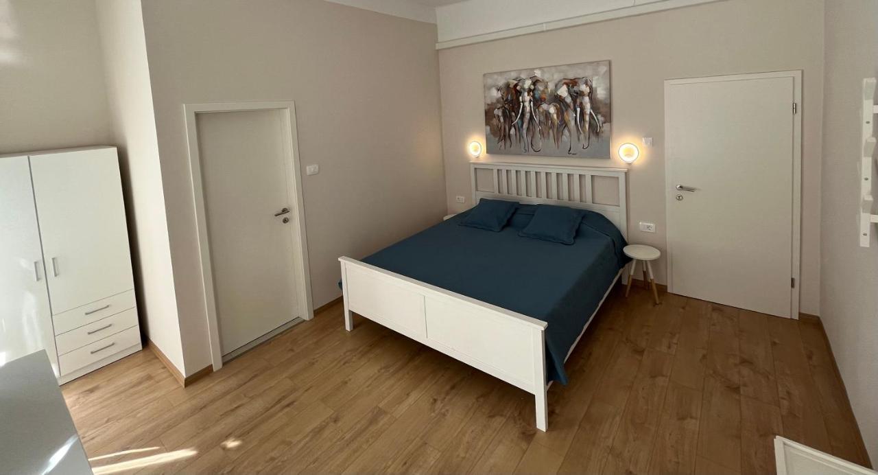 Apartment Check In Пула Екстериор снимка