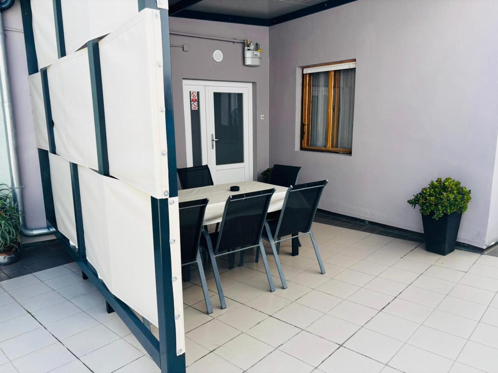 Apartment Check In Пула Екстериор снимка
