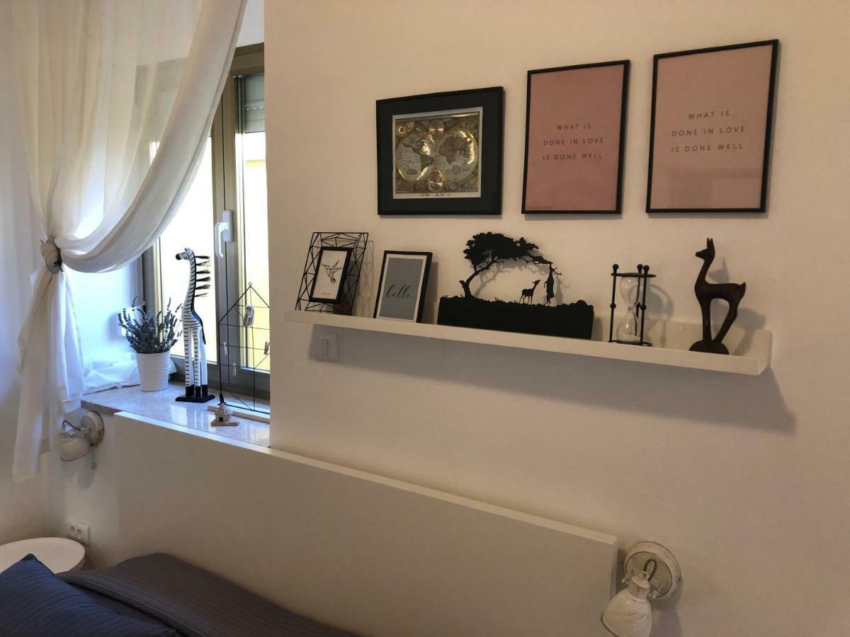 Apartment Check In Пула Екстериор снимка